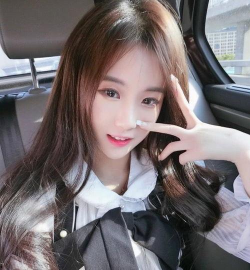 网红骚小学生快手号,揭秘网络红人的成长之路